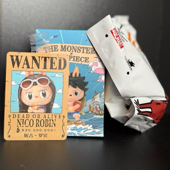 ✨Genuine Pop Mart Labubu X One Piece Nico Robbin✨ - Picture 2 of 9